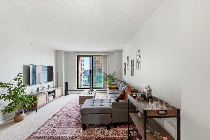 Property Photo:  1111 6 Avenue SW 1407  AB T2P 5M5 
