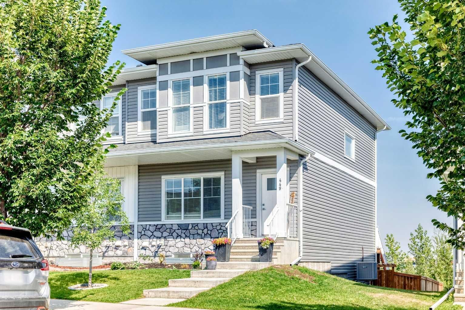 Property Photo:  449 West Lakeview Drive  AB T1X 2A4 