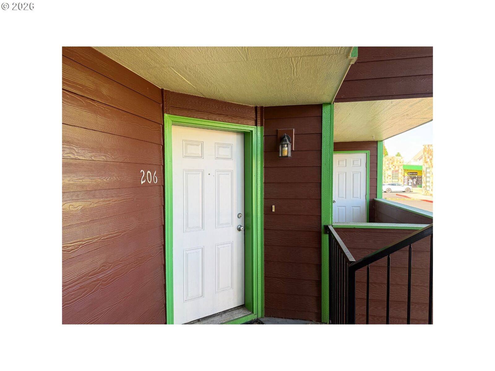 Property Photo:  9230 SE Division St 206  OR 97266 