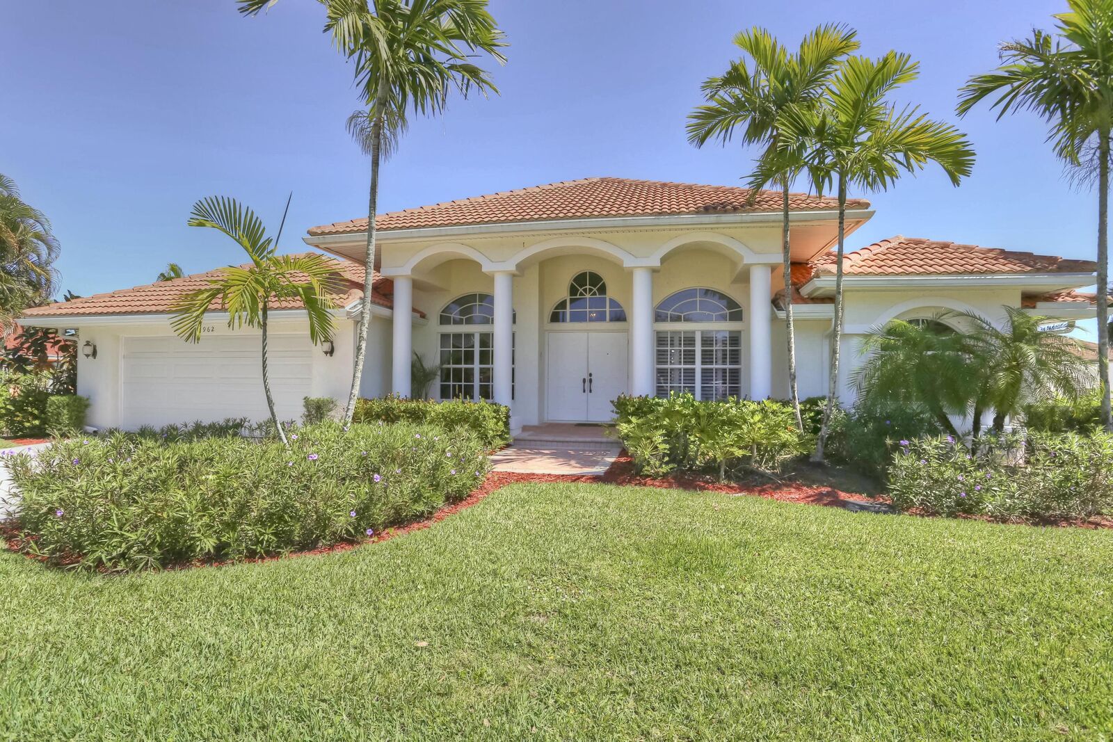 Property Photo: 2962 Bolton Court FL 33414