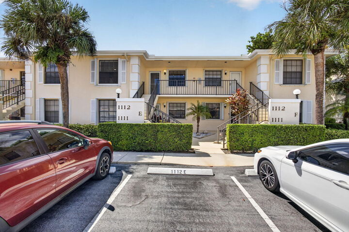Property Photo:  1112 Keystone Drive  FL 33458 