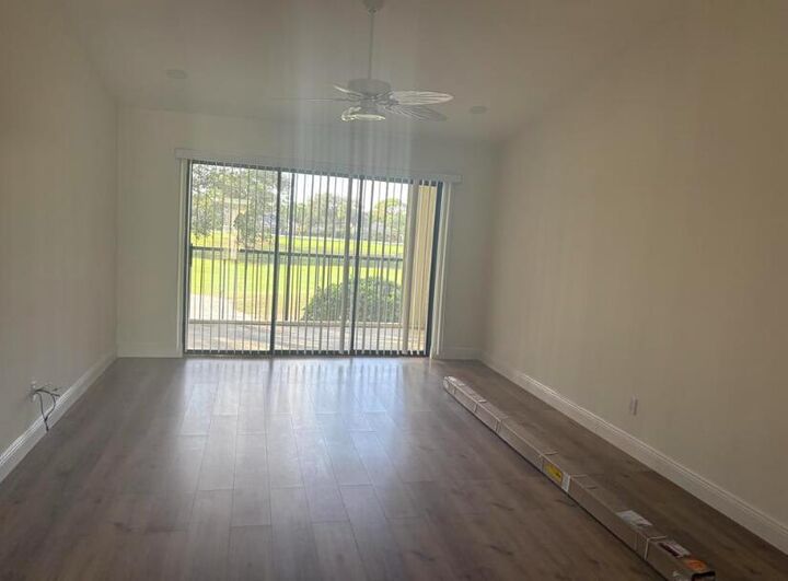 Property Photo: 1112 Keystone Drive FL 33458