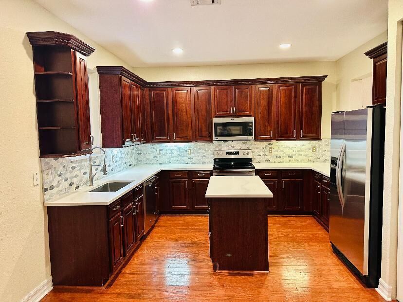 Property Photo:  191 Mulligan Place  FL 33458 