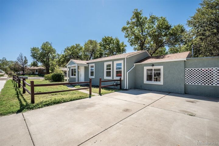 Property Photo: 2102 W 29th Street CO 81008