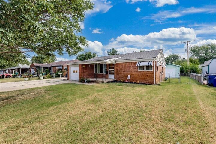 Property Photo:  2834 S Laura St  KS 67216 