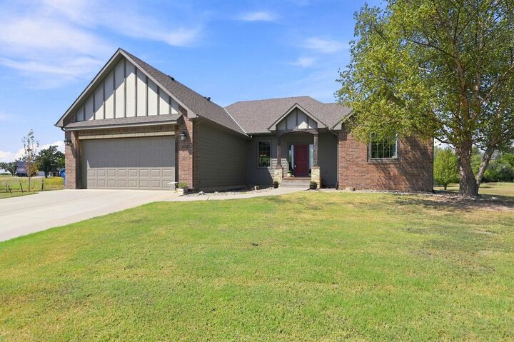 Property Photo:  5000 E Idle Banks Circle  KS 67147 