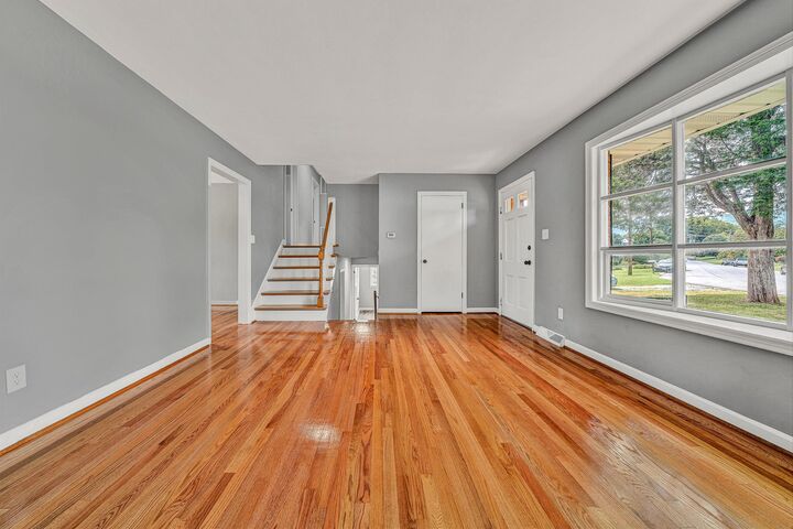 Property Photo: 5008 Bruceton Rd SW VA 24018