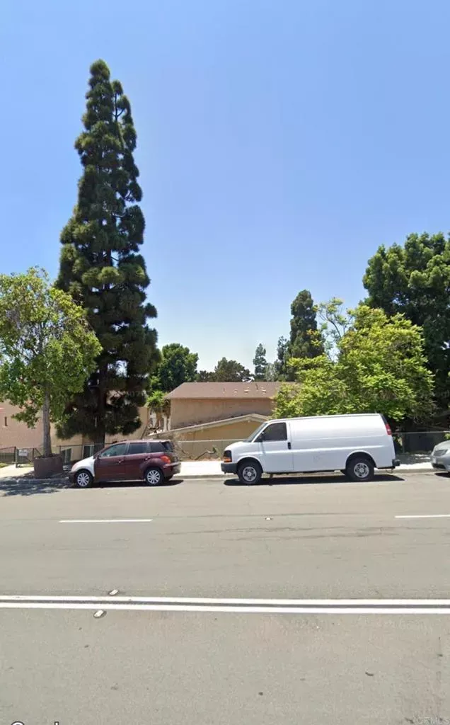 Property Photo:  6886 Parkside Avenue  CA 92139 