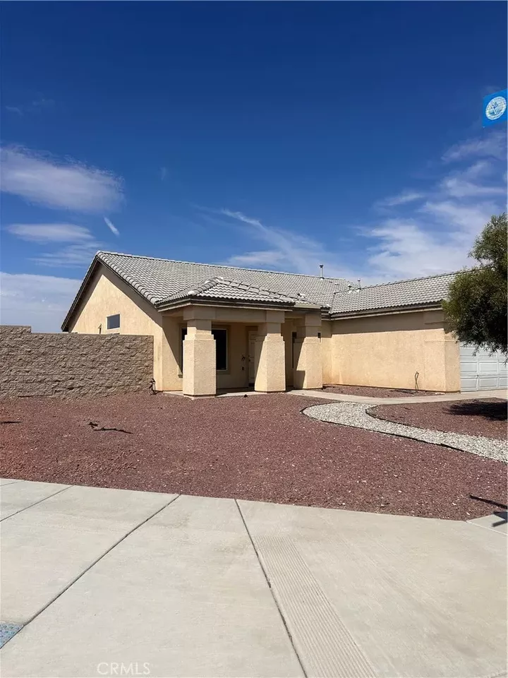Property Photo: 12564 Dion CA 92395