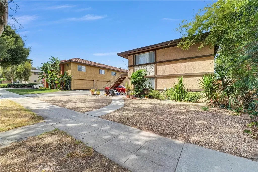 Property Photo:  712 S Howard  CA 92879 