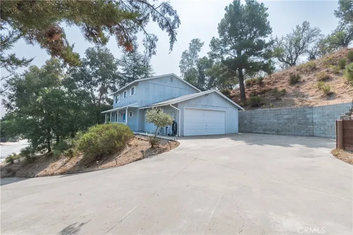 Property Photo:  32 Fresno Street  CA 93446 