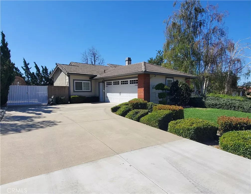 Property Photo:  312 E Georgetown  CA 91711 
