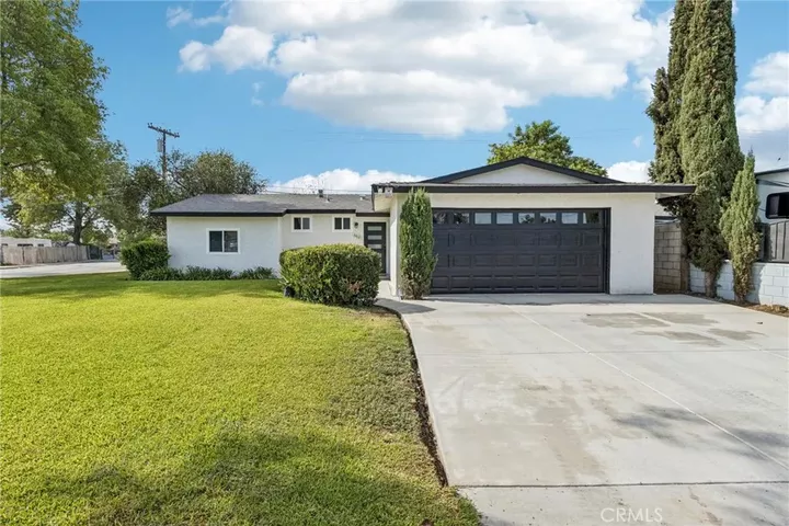 Property Photo: 8868 Randolph Street CA 92503