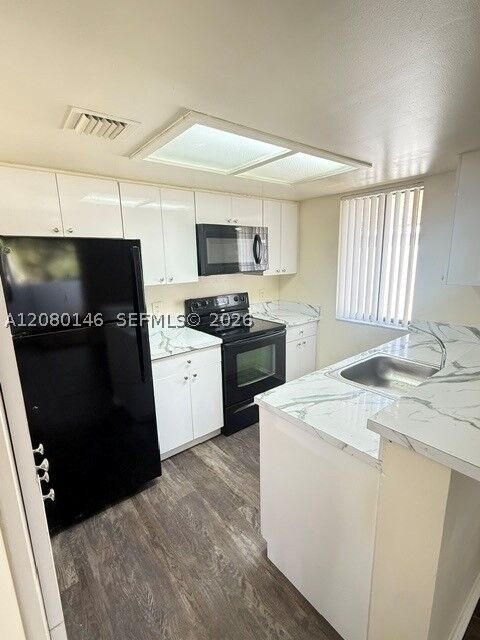 Property Photo: 8331 Coral Lake Dr 8331 FL 33065