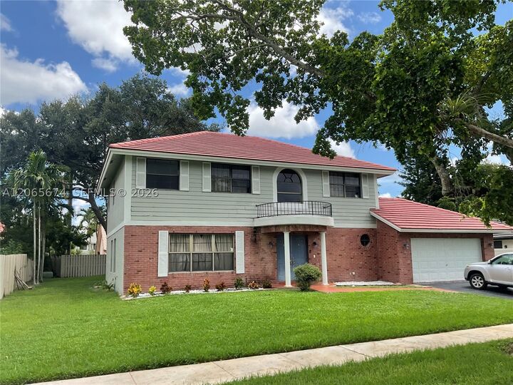 Property Photo: 760 Blue Ridge Way FL 33325