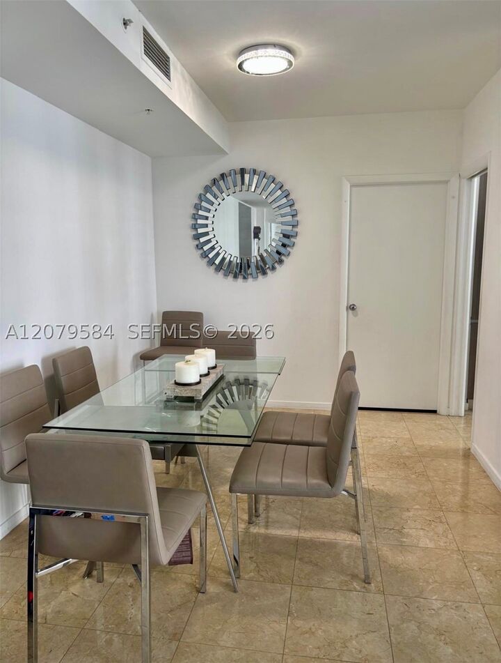 Property Photo:  801 Brickell Key Blvd 2110  FL 33131 