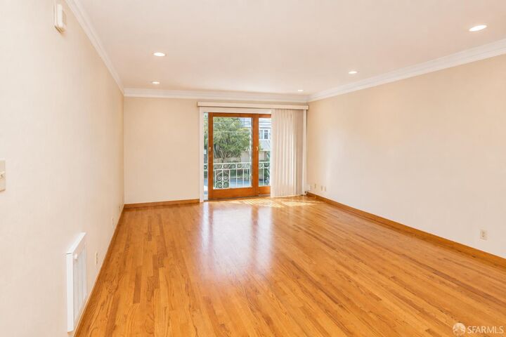 Property Photo:  1918 Filbert Street 101  CA 94117 