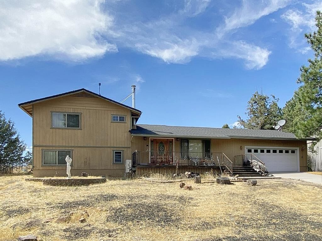 Property Photo: 16843 Fawnskin Pl CA 96094