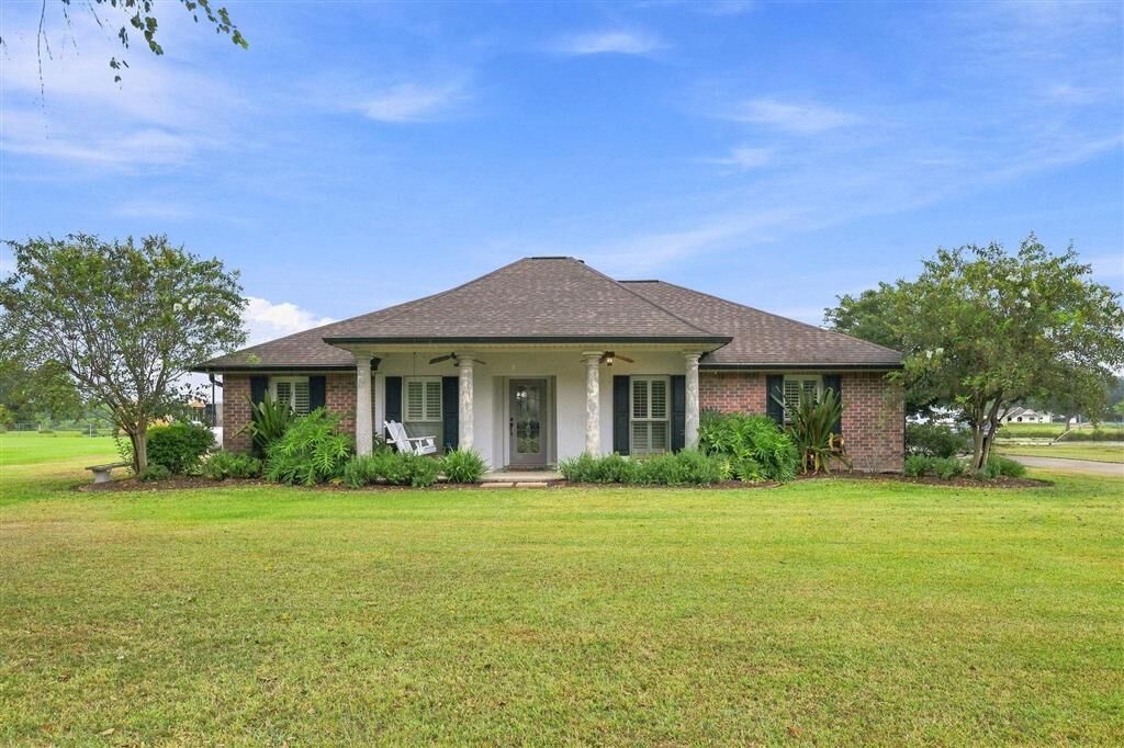 Property Photo: 3018 Grand Marais Road LA 70546