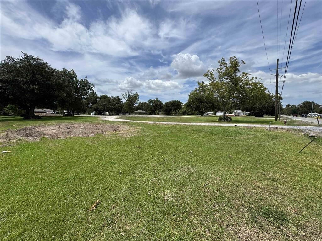 Property Photo:  4834 Ihles Rd Road  LA 70605 