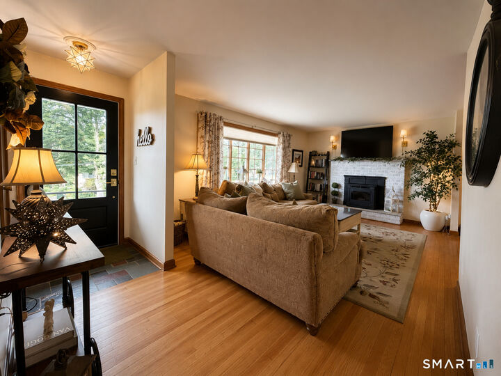 Property Photo:  124 Beverly Road  CT 06790 