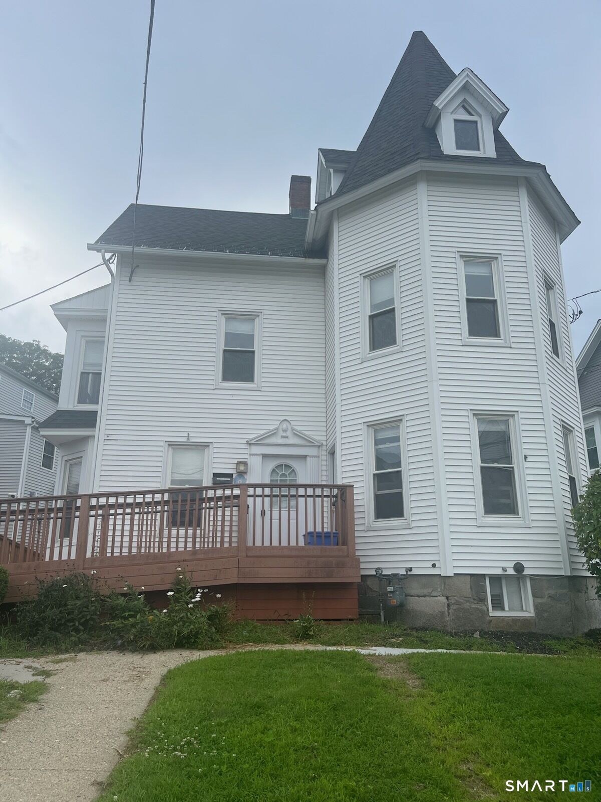 Property Photo:  4 Harmony Street  CT 06810 