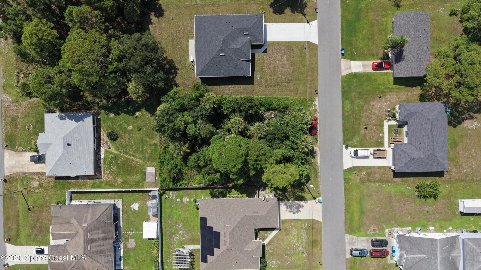 Property Photo: 582 Poplar Street SE FL 32909