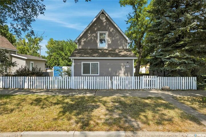 270 Duffield Street W — photo 1