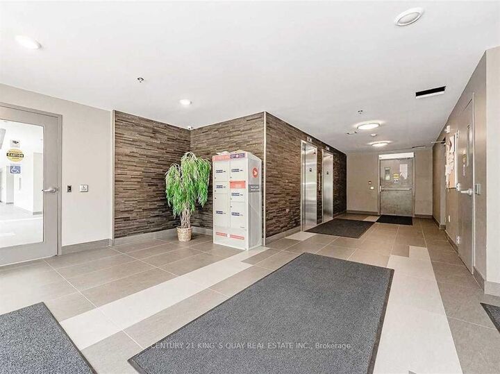 Photo de la propriété:  251 Hemlock Street 620  ON N2L 0H2 