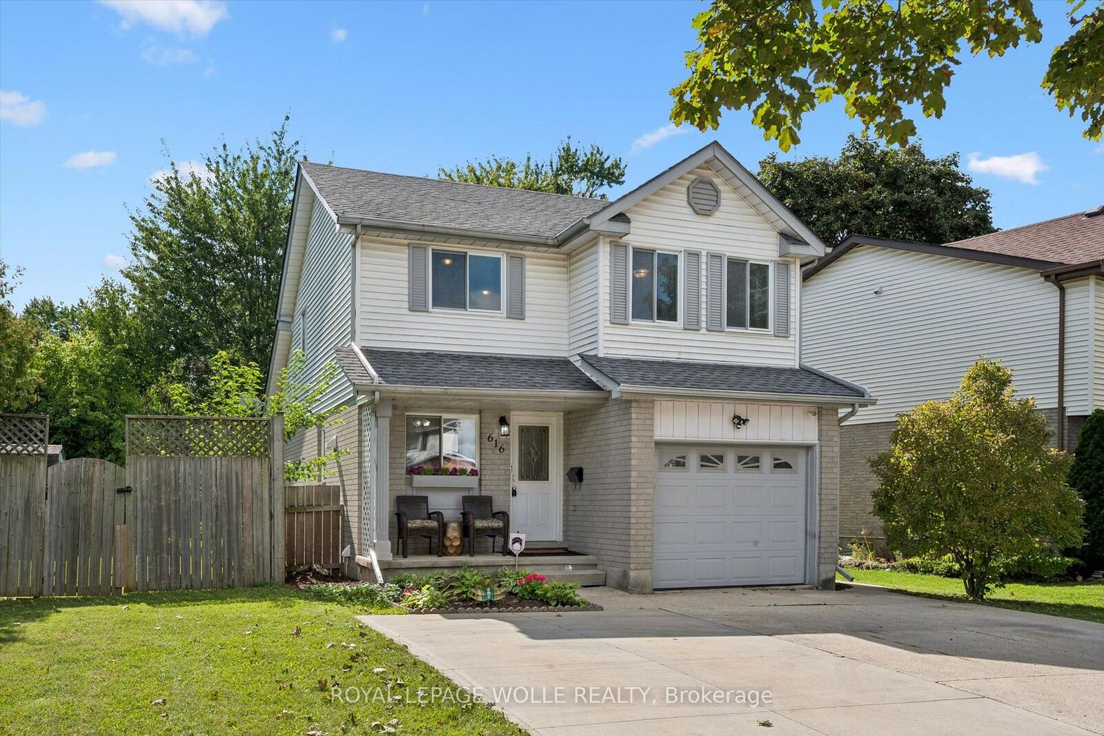 Property Photo:  616 Westheights Drive  ON N2N 2Z2 