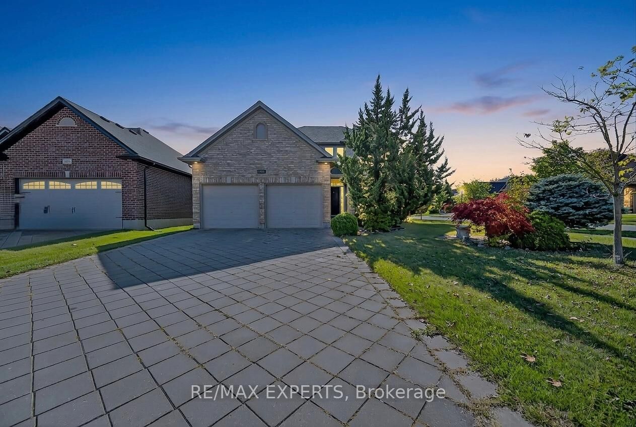Property Photo:  936 Talisman Crescent  ON N6K 0B7 