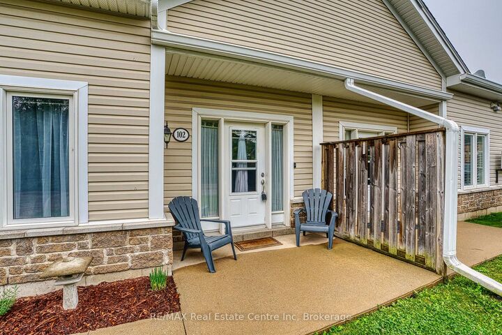 Property Photo:  760 Woodhill Drive  ON N1M 3W5 