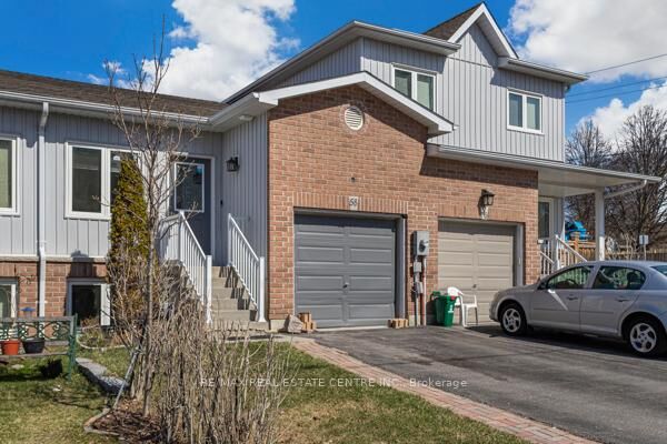Property Photo:  58 Avenue Street  ON L1H 0B7 