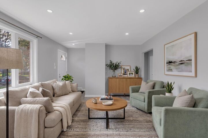 Property Photo:  19 Alfred Street  ON L4N 3L9 