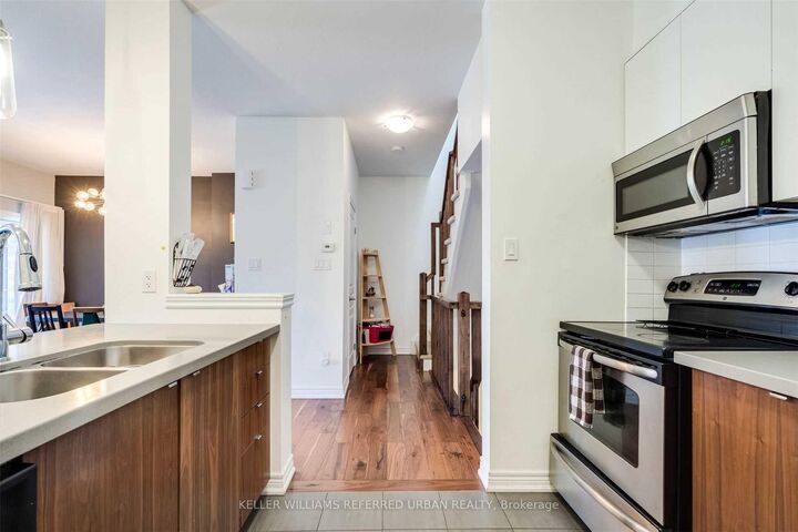 Photo de la propriété:  541 Winston Road 36  ON L3M 0C5 