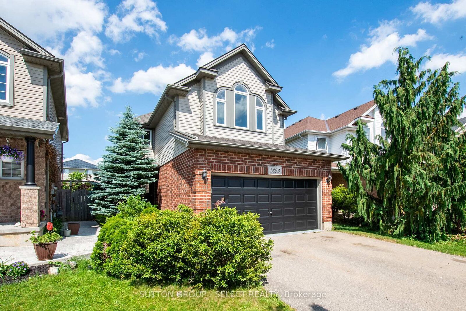Property Photo:  1893 Stackhouse Crescent  ON N5X 4M5 