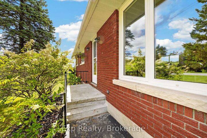 Property Photo:  894 County Rd 41 Road  ON K7R 3L2 