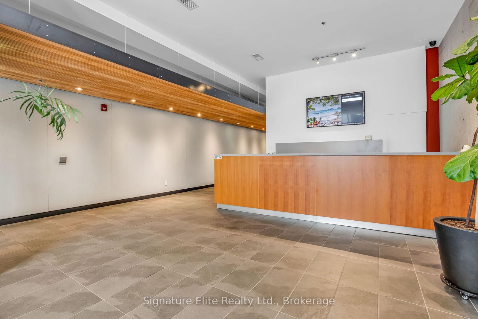 Photo de la propriété:  8 Dovercourt Road 402  ON M6J 0B6 