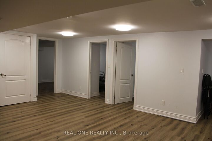 Property Photo:  243 Kingslake Road  ON M2J 3G9 