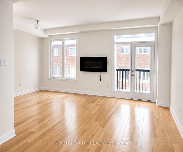 Property Photo:  15 Gower Drive  ON L4G 0V9 