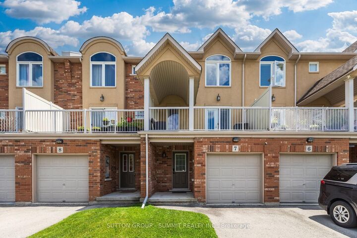 Property Photo:  1253 Silvan Forest Drive 7  ON L7M 0B7 