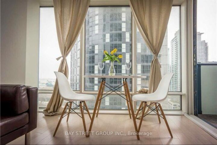 Property Photo:  8 The Esplanade Avenue 1601  ON M5E 0A6 