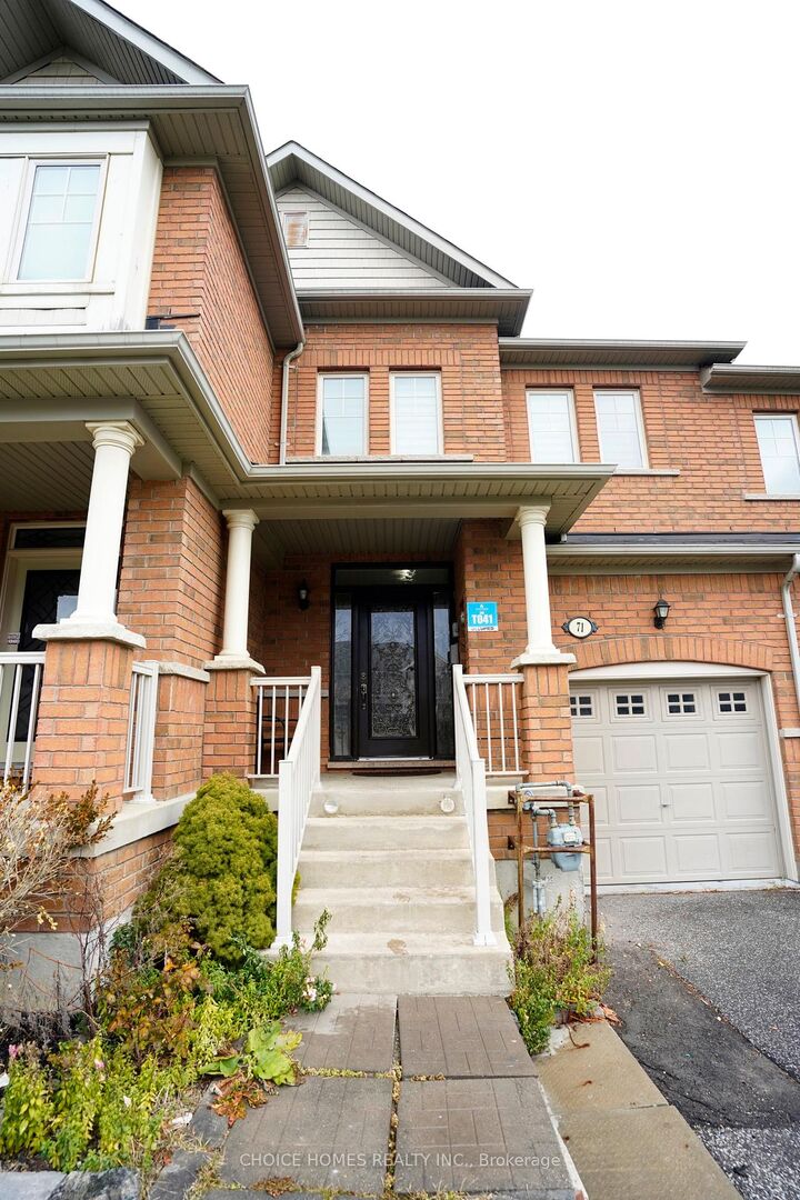 Property Photo:  71 Pendulum Circle  ON L6R 3N7 