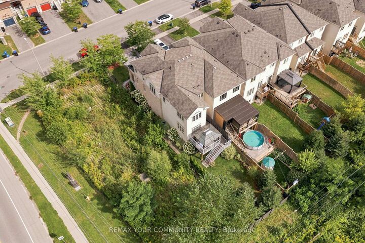4 Greenwood Drive — photo 1
