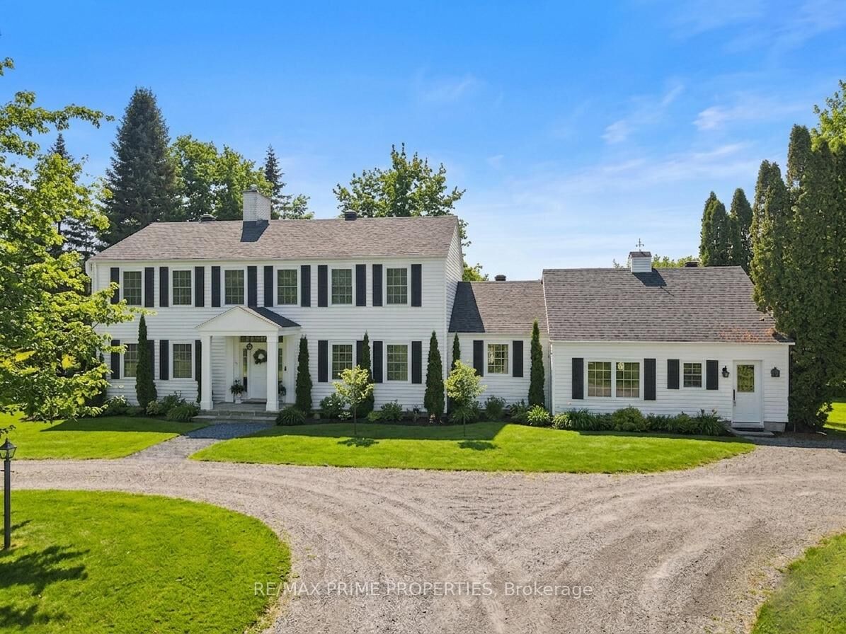 Property Photo:  1530 Royal Orchard Drive  ON K4C 1A9 
