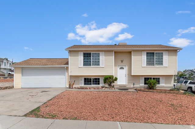 Property Photo: 5790 W Lodestone Ave UT 84118