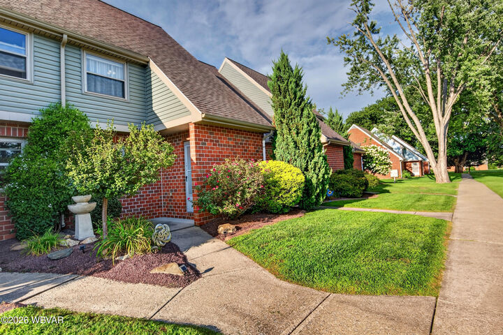 Property Photo: 1817 Lincoln Drive PA 17701