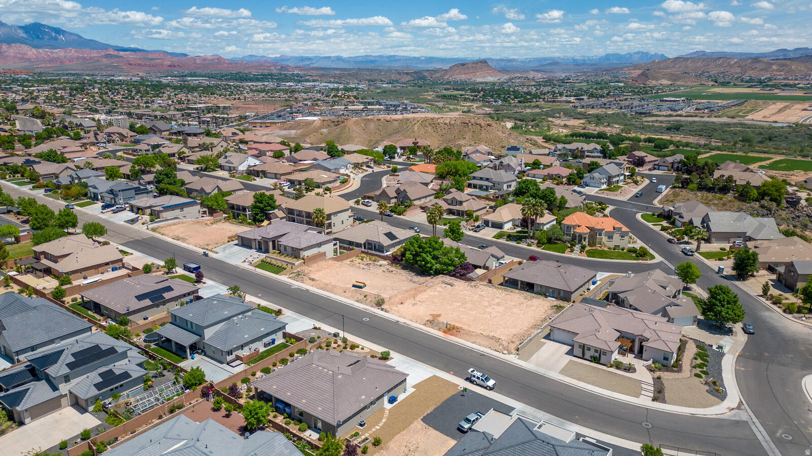 Property Photo:  1031 S 1740 E 3  UT 84790 