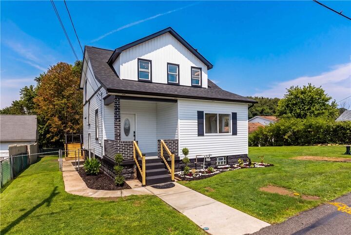 Property Photo:  425 Peterson St  PA 15132 