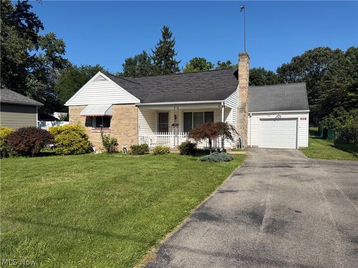 Property Photo: 40 N West OH 44408